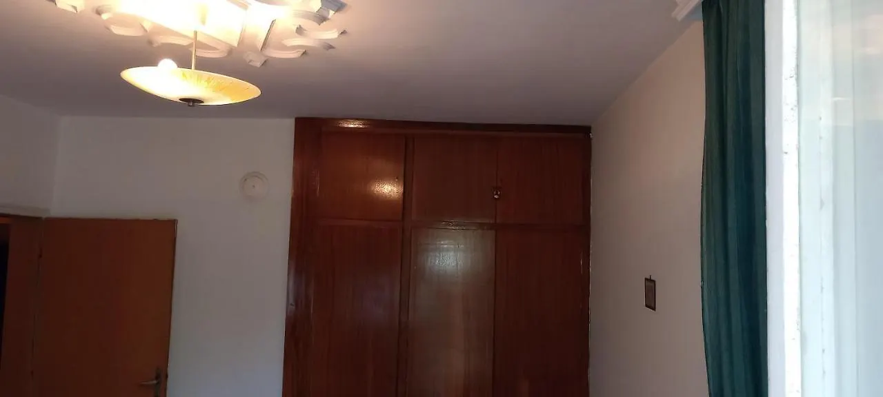 Chayka Sea Garden- Entire Flat Or Spacious Private Rooms Or 3-Bed Dorm- Big Balcony Varna 0*,