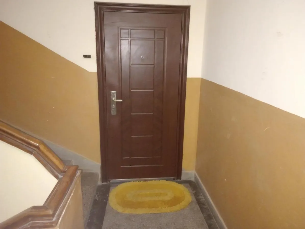 Apartamento Chayka Sea Garden- Entire Flat Or Spacious Private Rooms Or 3-Bed Dorm- Big Balcony Varna