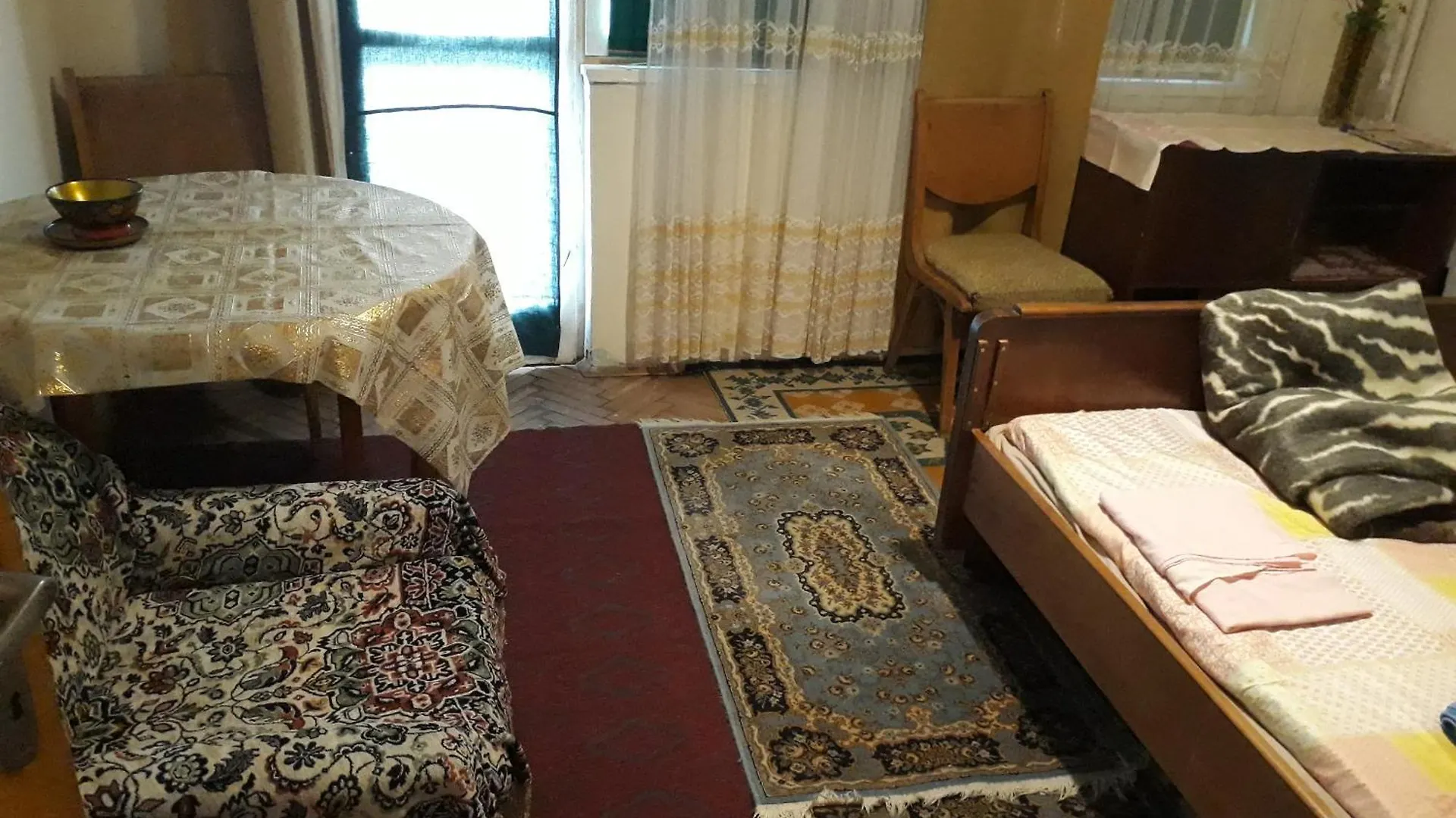 Chayka Sea Garden- Entire Flat Or Spacious Private Rooms Or 3-Bed Dorm- Big Balcony Varna 0*,  Bulgaria